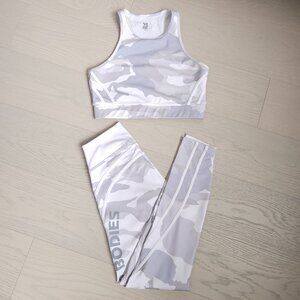 Better Bodies Camo Matching Set Size S Sports Bra & Leggings Grey White Gym Set